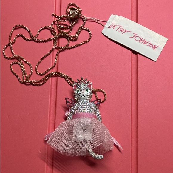 Betsey Johnson NWT Pink and Silver Cat Pendant Necklace - Picture 3 of 8